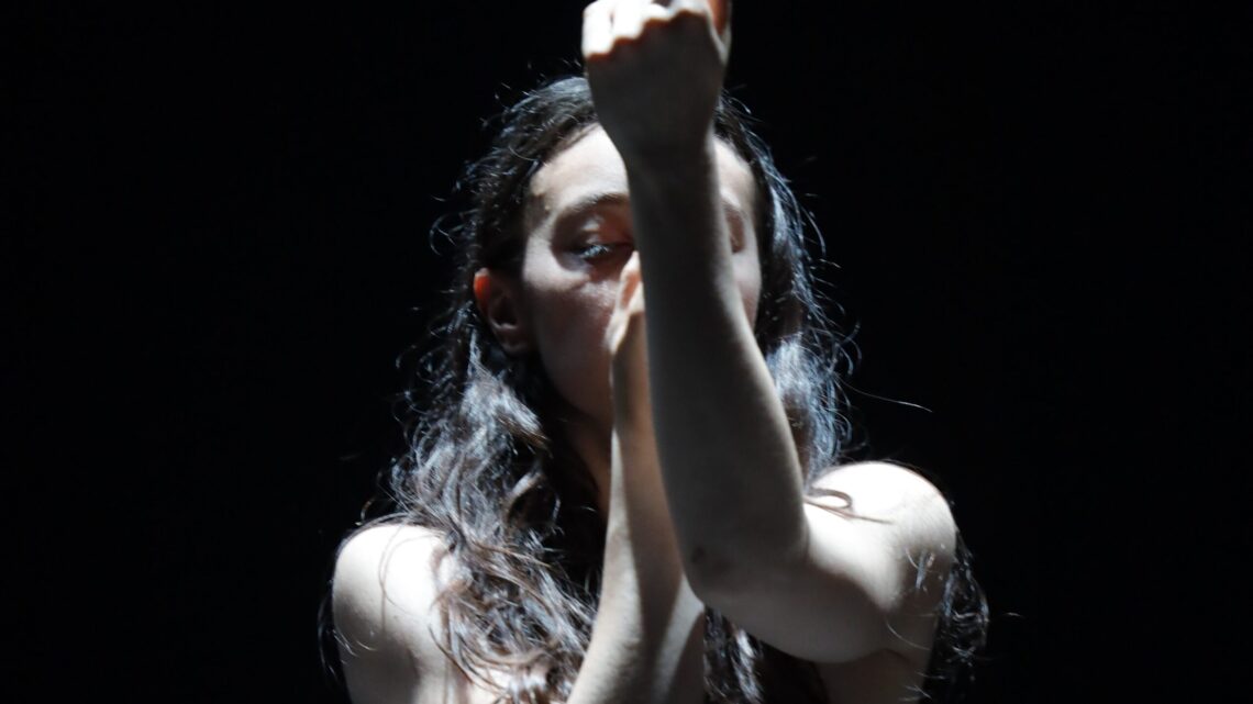 Le Baccanti. Fare schifo con gloria